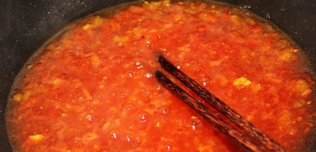 cách làm thịt viên sốt cà chua ngon khó cưỡng tại nhà