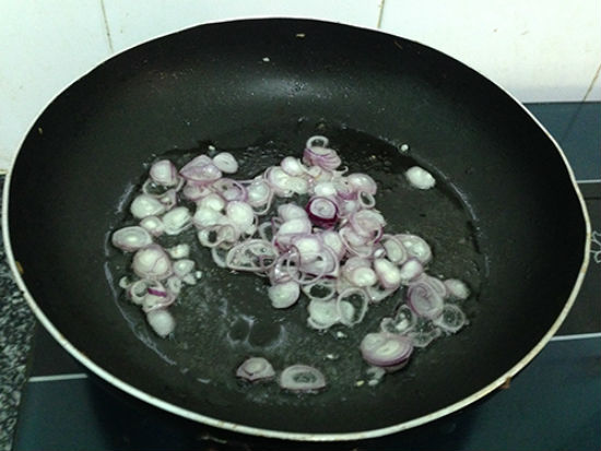 cách nấu canh chua cá bớp biển thanh nhiệt tại nhà