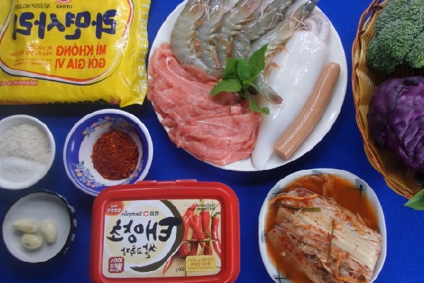 Cách làm mì cay ngon chuẩn vị Hàn Quốc tại nhà đơn giản nhất