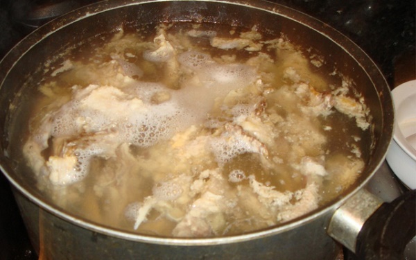 cách nấu bún bò đơn giản tại nhà, đậm hương vị huế