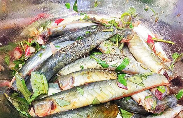 cách nấu cá kèo kho rau răm thơm ngon, hấp dẫn chuẩn vị nam bộ