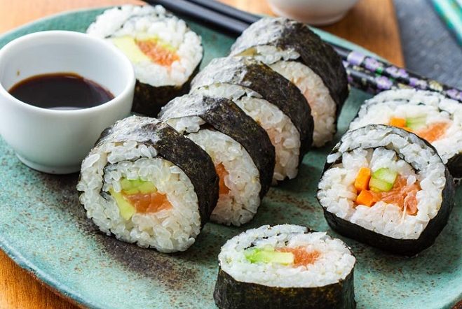 cách nấu cơm sushi nhật bản ngon tại nhà