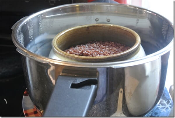 cách nấu cơm gạo lứt bằng nồi áp suất ngon chuẩn vị