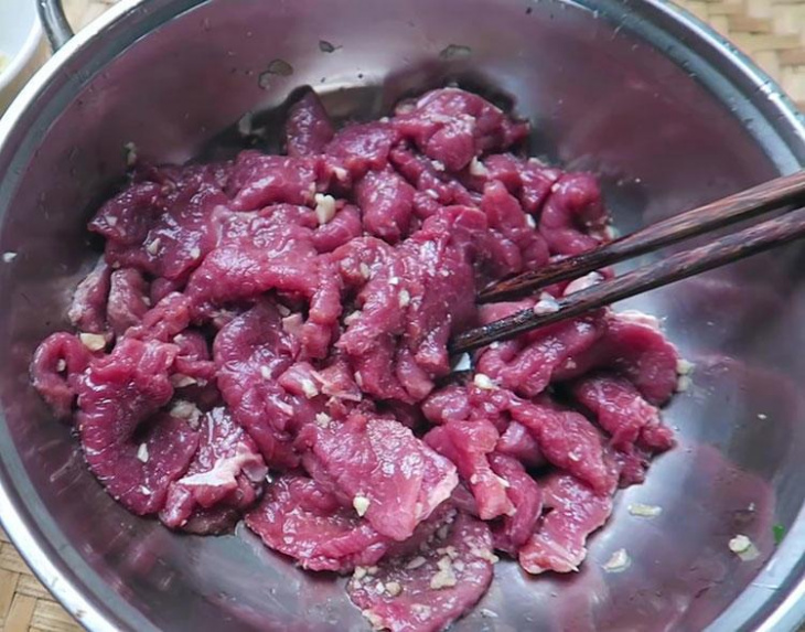 cách nấu thịt trâu lá lốt ngon, đặc biệt nhất