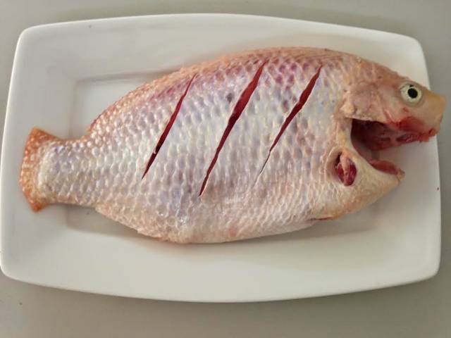 cách nấu cá diêu hồng chưng tương bổ dưỡng cho người viêm đại tràng