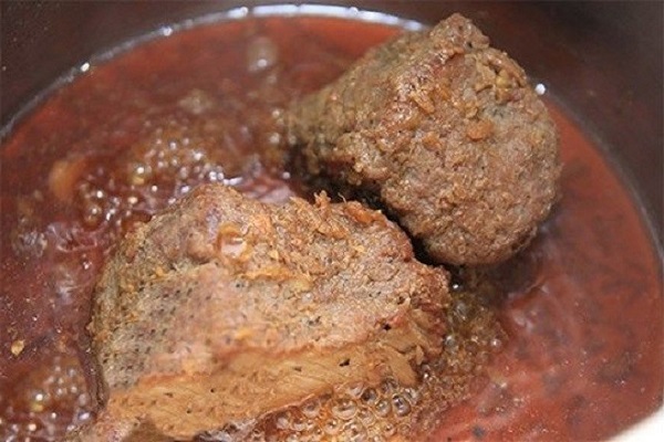cách nấu thịt lợn hộp chuẩn hương vị ngày tết