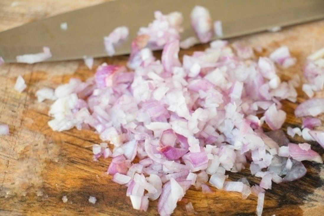 cách làm canh đậu hũ hẹ bổ dưỡng cực dễ ăn tại nhà
