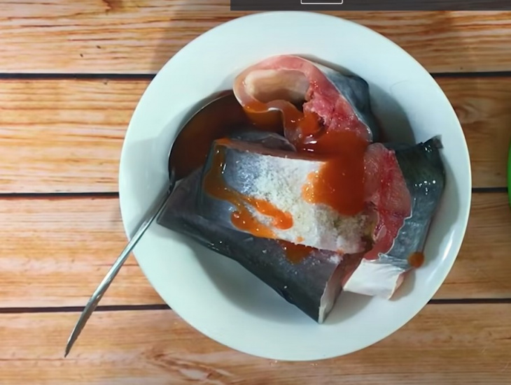 cách nấu cá hú kho tộ ngon đậm vị nhất