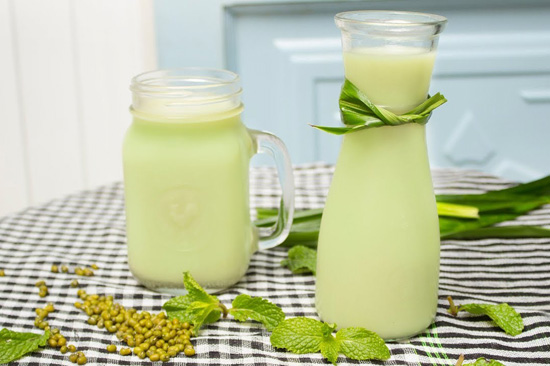 Cách làm sữa đậu xanh thơm ngon, hấp dẫn tại nhà