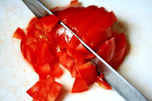 cách làm cá ngừ sốt cà chua đơn giản mà ngon miệng
