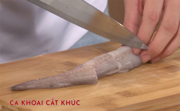 bật mí cách nấu lẩu cá khoai ngon, bổ dưỡng tại nhà