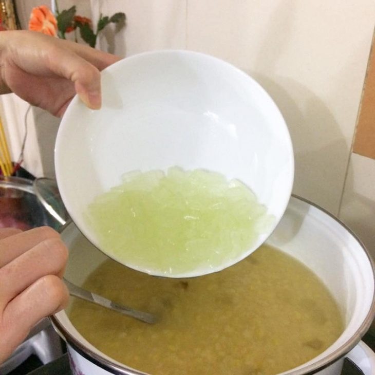 cách nấu chè nha đam đậu xanh nước cốt dừa thơm ngon chuẩn vị – đậu xanh thanh mát, cốt dừa béo ngậy