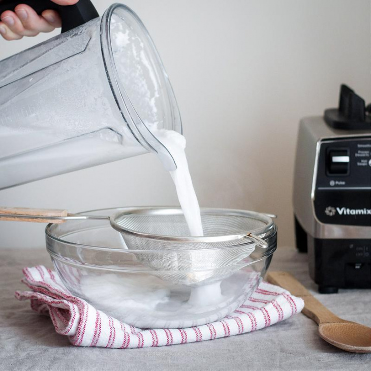 cách làm sữa dừa thơm ngon đơn giản tại nhà