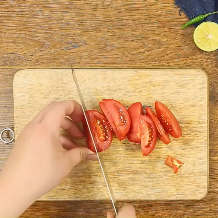 cách nấu lẩu hải sản chua ngọt ngon như nhà hàng