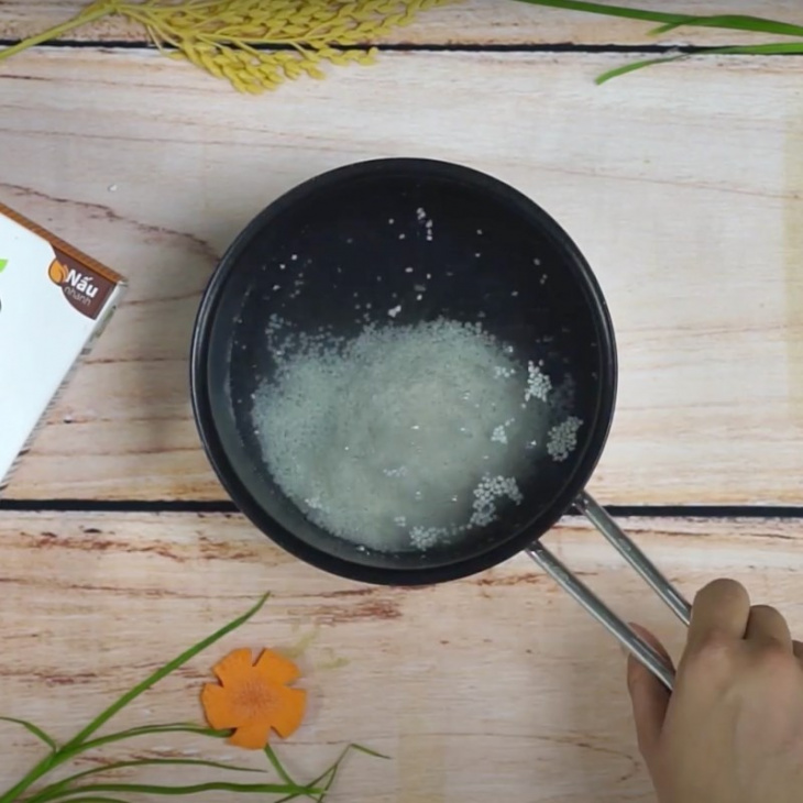 cách làm cháo trứng cà rốt thơm ngon bổ dưỡng cho bé ăn dặm tại nhà
