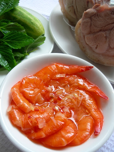 Cách làm tôm mắm chua đúng chuẩn Bình Định