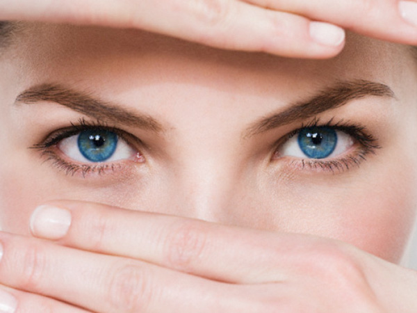Tác dụng của vitamin E đối với đôi mắt