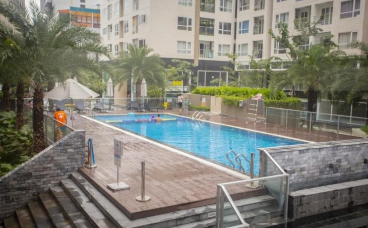 Bỏ Túi Ngay Top 16 Khách Sạn 3 Sao Có Hồ Bơi Ở Sài Gòn - ALONGWALKER