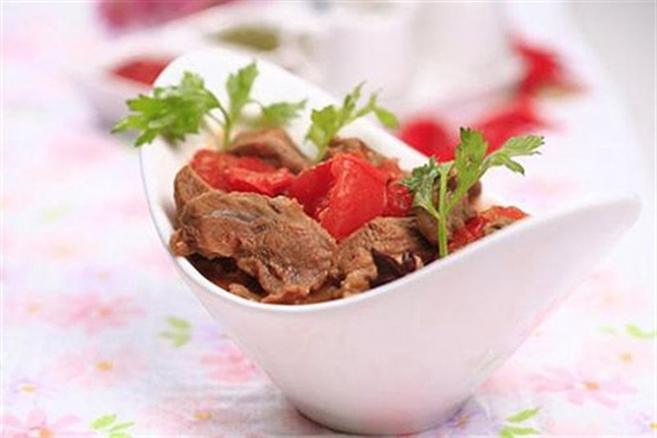 cà chua, cải bắp, thịt bò, thích thú với cách làm thịt bò hầm cà chua cải bắp thơm ngon đậm đà