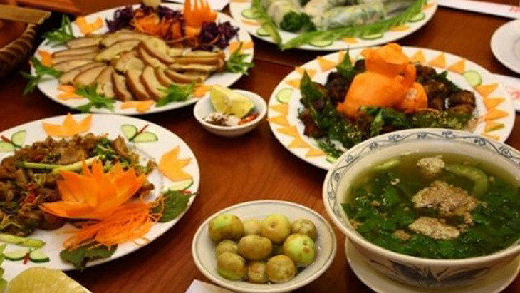 ăn uống,   												danh sách 5 quán ăn gia đình đà lạt có đồ ăn ngon cực chất, không gian cực xinh