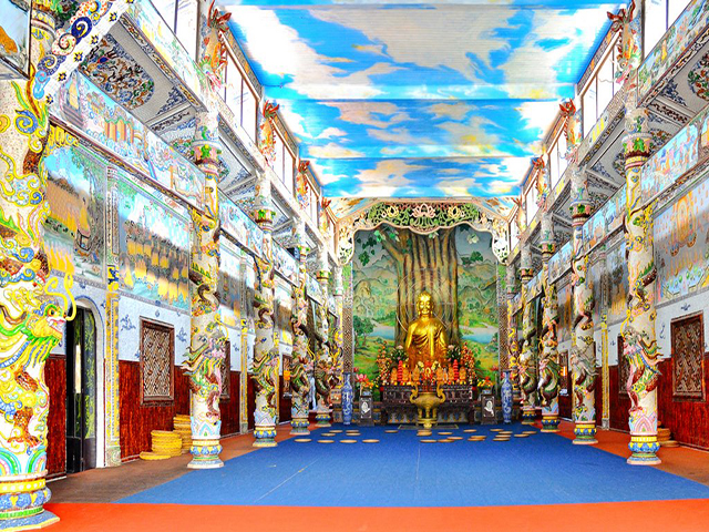 địa điểm,   												đến chùa linh phước đà lạt với 18 tầng địa ngục khiến bạn phát run