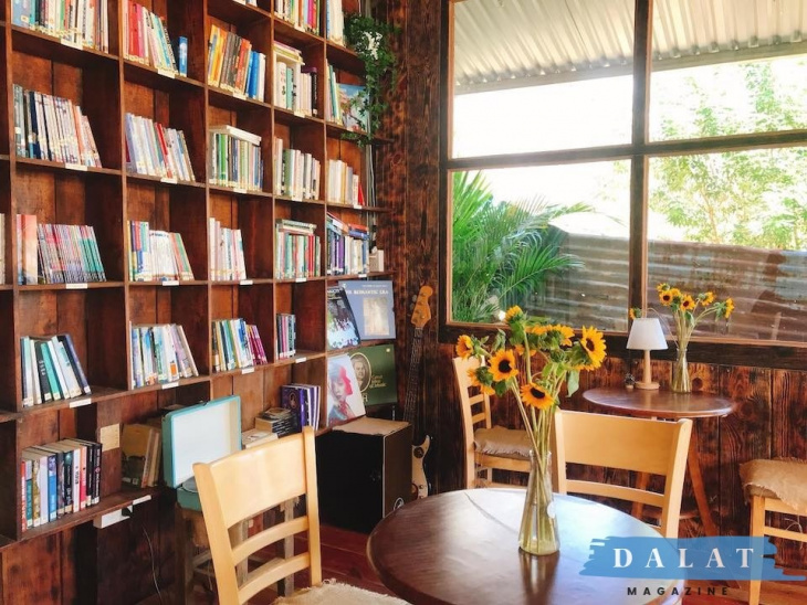tận hưởng không gian yên tĩnh với top 5 quán cà phê đọc sách đà lạt