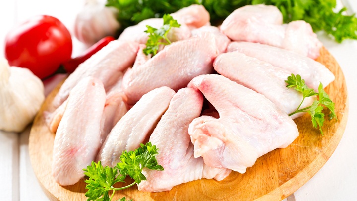 thịt gà nướng, thịt gà, sa tế, món nướng, cánh gà nướng sa tế, cánh gà nướng, cánh gà, bật mí cách ướp cánh gà nướng sa tế đơn giản tại nhà