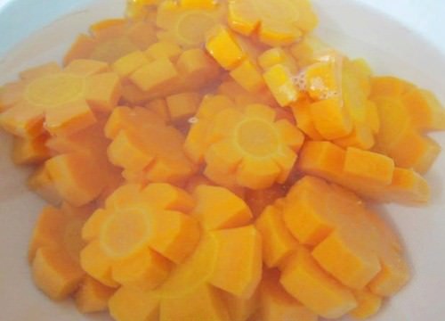 nước vôi trong, mứt tết, mứt cà rốt, món mứt, cà rốt, chỉ dẫn cách làm mứt cà rốt không cần nước vôi trong mà vẫn thơm ngon