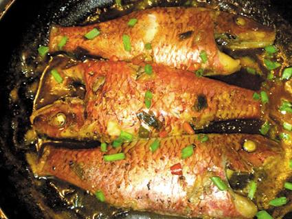 Cách nấu cá phèn kho tiêu đặc trưng miền Trung
