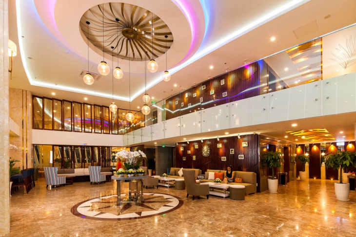 ninh kiều riverside hotel – khách sạn cao cấp nằm ngay bến ninh kiều