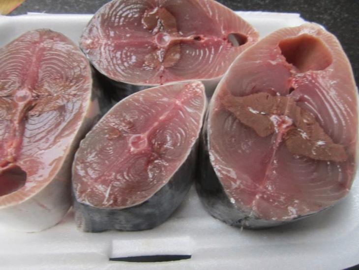 cá ngừ, cá kho, [xóa]hướng dẫn cách làm cá ngừ kho mẳn ăn một lần là mê