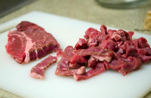 Thưởng thức nét độc đáo của canh giá đỗ thịt bò mang hương vị Hàn Quốc
