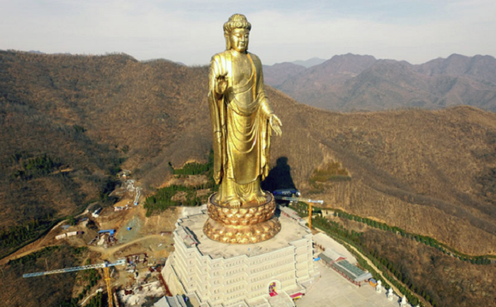 Bức tượng Phật khổng lồ lớn nhất thế giới chỉ có ở Trung Quốc