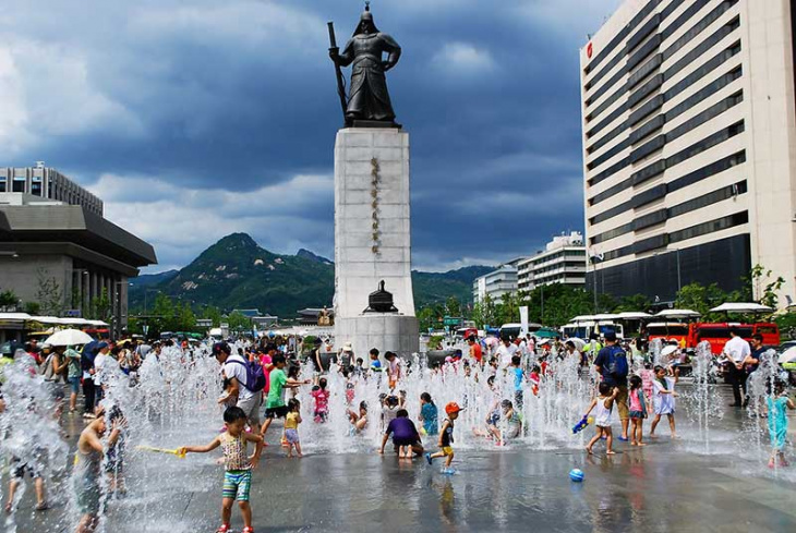 quảng trường gwanghwamun hàn quốc, quảng trường gwanghwamun hàn quốc