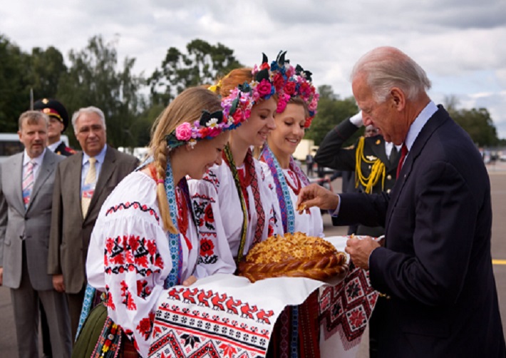 Khám phá nền văn hóa truyền thống của nước Nga