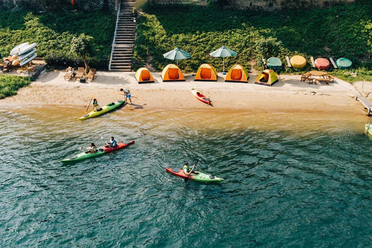 5 địa điểm chèo thuyền kayak đẹp nhất trong dịp hè, 5 địa điểm chèo thuyền kayak đẹp nhất trong dịp hè
