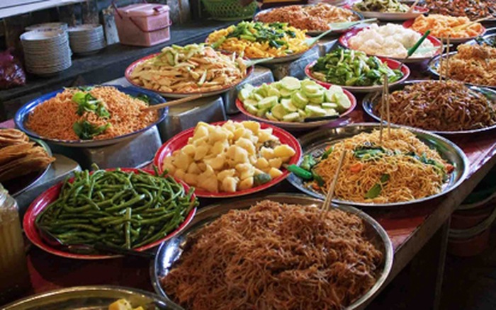 Ăn gì khi đi du lịch Lào