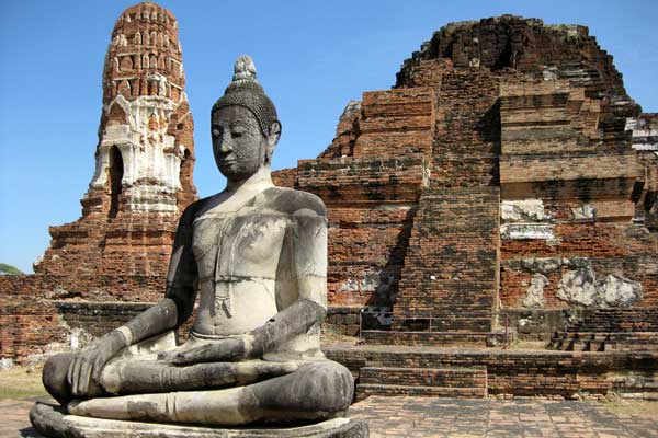 Ghé thăm những ngôi chùa nổi tiếng tại Thái Lan