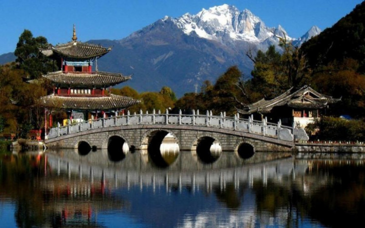 Những cây cầu Trung Quốc hút khách