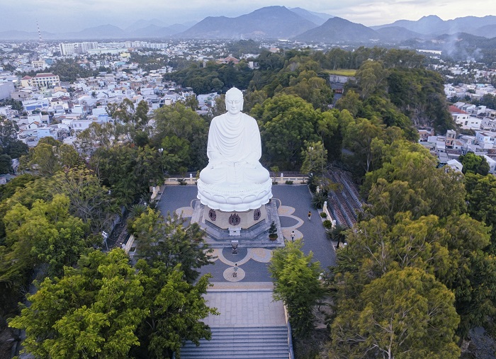 Tham quan 3 ngôi chùa nổi tiếng tại Nha Trang