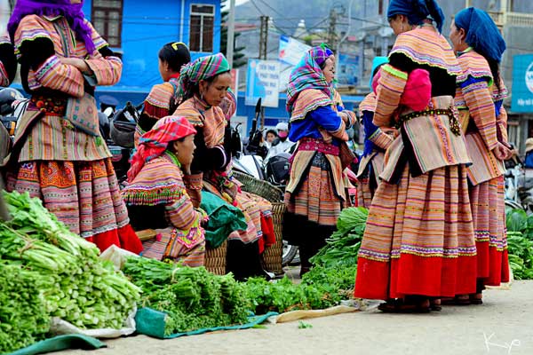 chợ phiên - nét đặc sắc trong văn hóa người sapa, chợ phiên - nét đặc sắc trong văn hóa người sapa