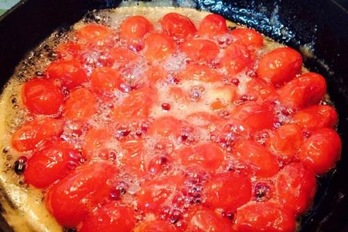 mứt tết, mứt cà chua, món mứt, cà chua bi, cà chua, an toàn là trên hết với cách làm mứt cà chua không cần vôi