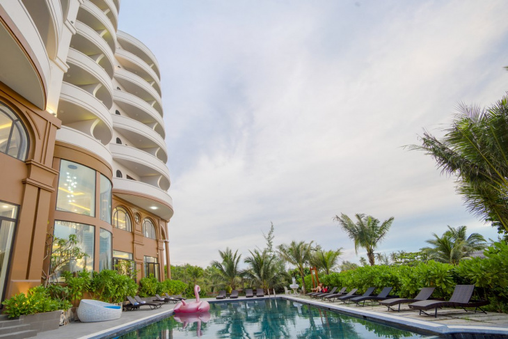 review the may beach hotel phú quốc – điểm dừng chân lý tưởng