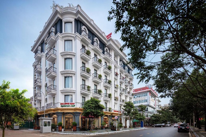 top 10 khách sạn giá rẻ tại hạ long bạn không thể bỏ lỡ
