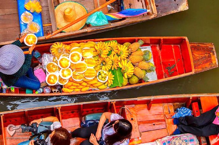 Trải nghiệm thú vị tại chợ nổi Damnoen Saduak Bangkok