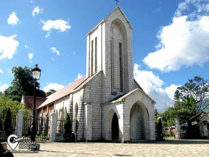 Nhà thờ Đá Sapa - Linh hồn ‘thị trấn trong mây’