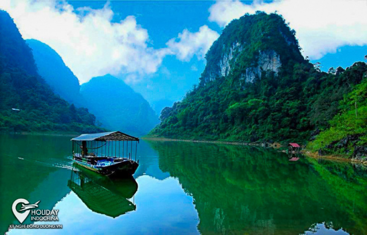Bí mật về vẻ đẹp huyền ảo của hồ Thang Hen Cao Bằng