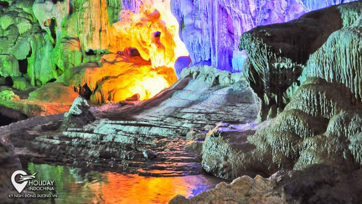 top 5 hang động đẹp mê ly tại vịnh hạ long