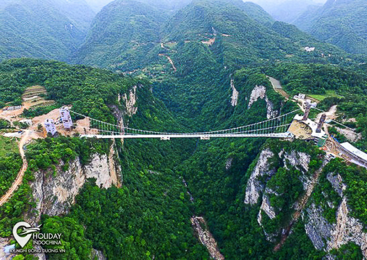 Cầu Kính Trương Gia Giới - Thiên Vân Độ - Du Lịch 4/2022