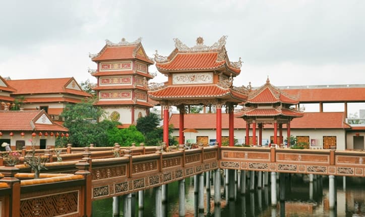 Top 10 ngôi chùa đẹp ở Đà Nẵng nên đến tham quan